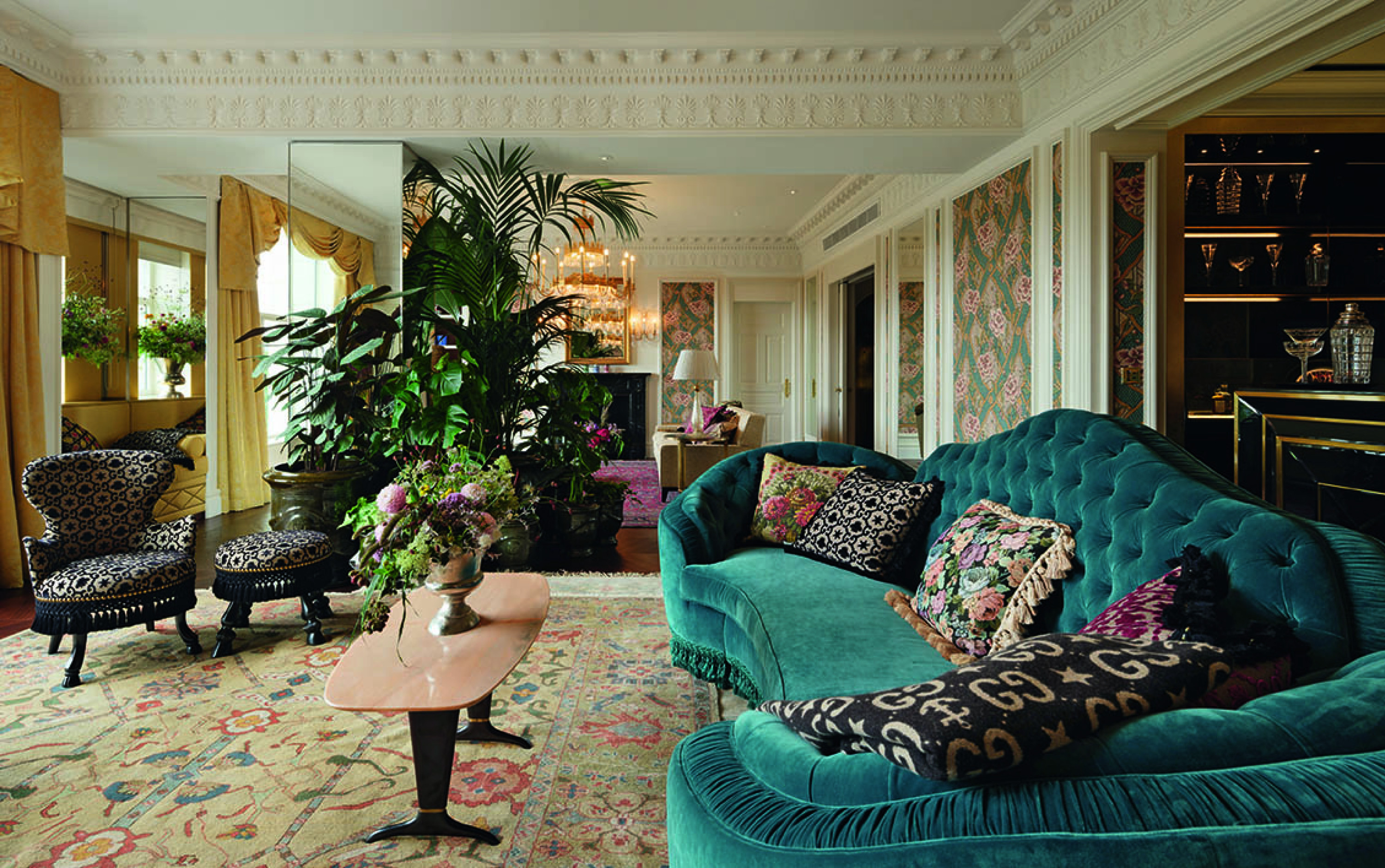 Member News  The luxurious new Gucci Valigeria opens at The Savoy